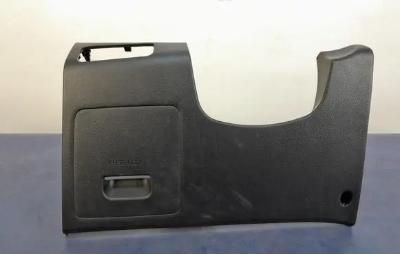 Hyundai i10 Other sill/pillar trim element B984751000