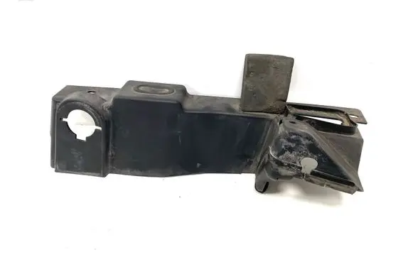 Ford Kuga I Intercooler air guide/duct channel 8V41S02476A 8V41S02476