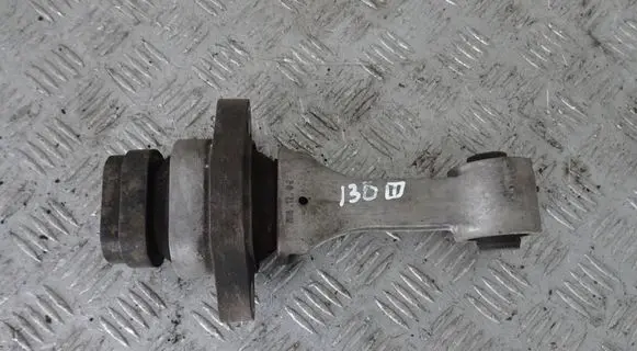 Hyundai i30 Engine mount vacuum valve 