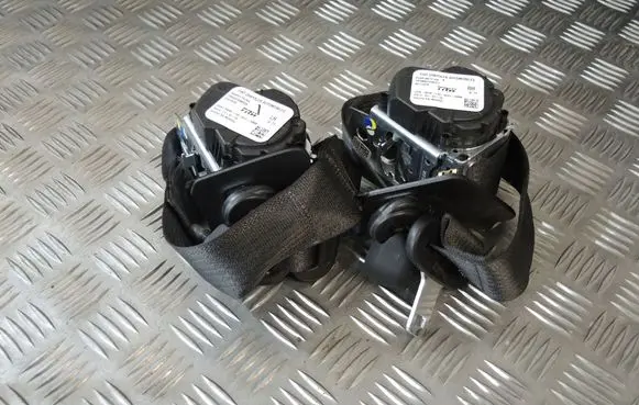 Jeep Wrangler Rear seatbelt P6SP31TX7AA