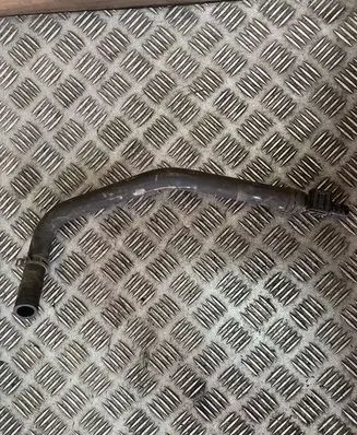 Coolant pipe/hose