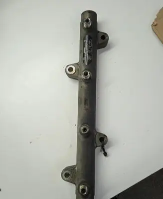 Audi A8 S8 D3 4E Fuel main line pipe 057130089
