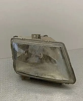 Mercedes-Benz Vito Viano W638 Headlight/headlamp 6388200161 67629580