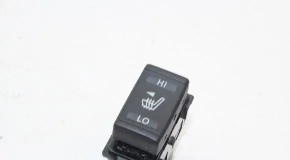 Nissan Qashqai Seat heating switch