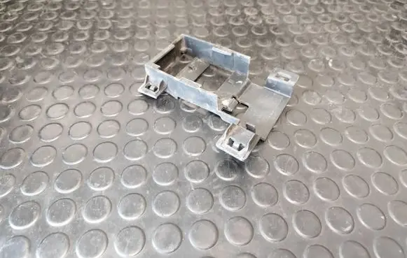 Mercedes-Benz CLA C117 X117 W117 Distronic sensor bracket A1178850056