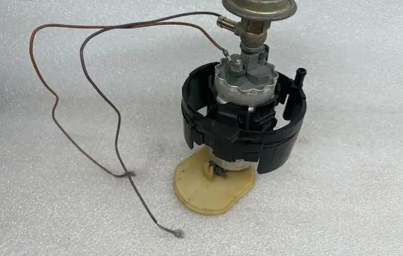 BMW 5 E34 In-tank fuel pump 1178875