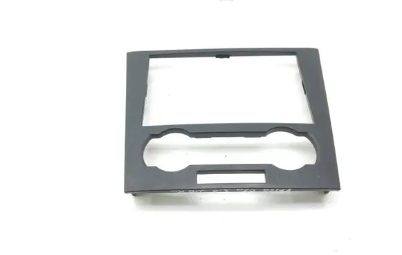 Chevrolet Epica Radio/GPS head unit trim 96641010