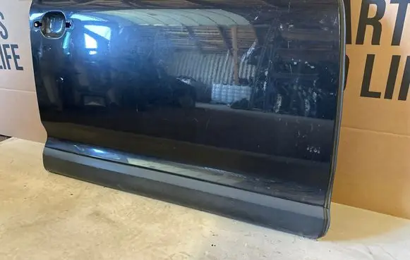 Volkswagen Touareg I Front door