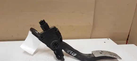 Mazda 6 Accelerator throttle pedal GS1E41600 6PV93337013