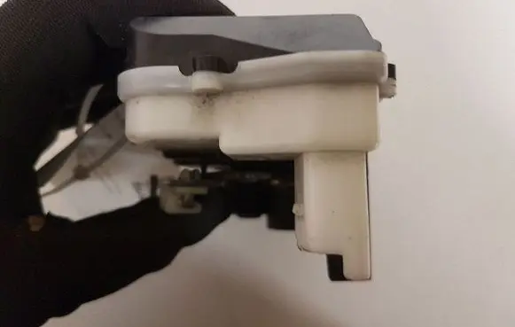 Citroen C5 Rear door lock