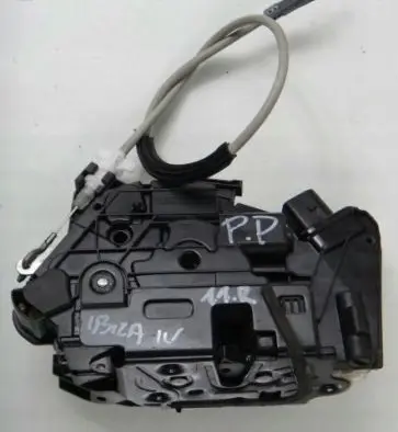 Seat Ibiza IV (6J,6P) Front door lock 3240895