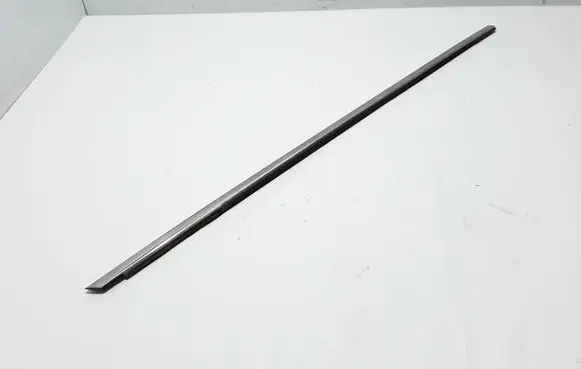 Renault Talisman Front door glass trim molding 808208281R
