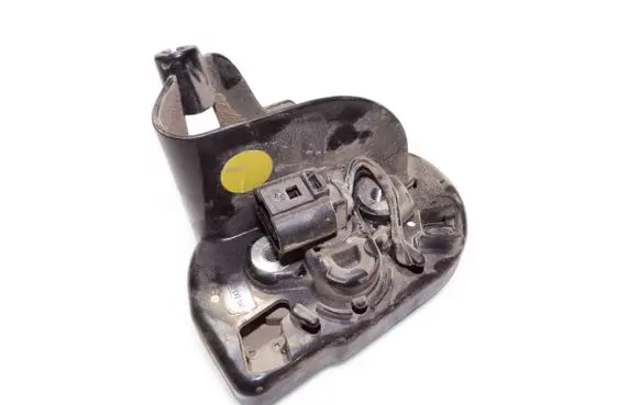 Volkswagen Caddy Sliding door lock 2K5843603