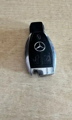 Mercedes-Benz C W204 Ignition key/card 2008DJ4519