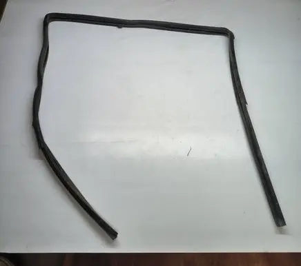 Nissan Cab Star Rubber seal front coupe door 