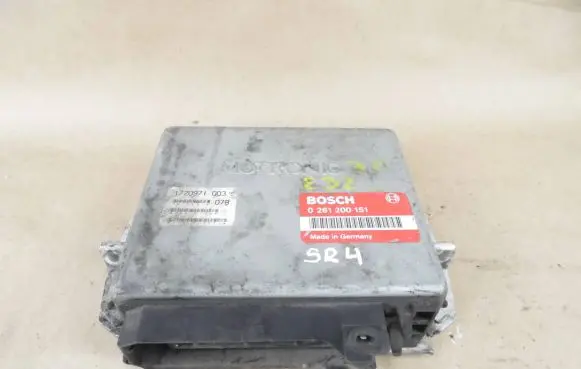 BMW 7 E32 Engine control unit/module 0261200151 1720971
