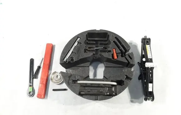 Porsche Cayenne (9Y0 9Y3) Lift Jack 760012115N
