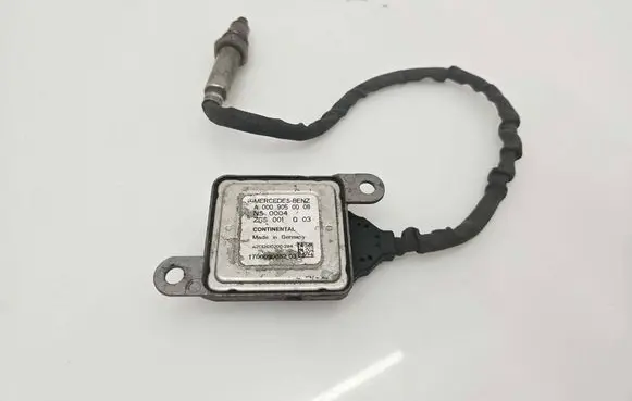 Mercedes-Benz C W205 Lambda probe sensor A0009050008 A2C126102002 17060906523