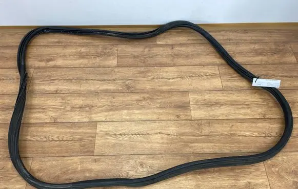 Ford Escape IV Trunk rubber seal (body) LJ6BS404A07PINYA LJ6BS404A07