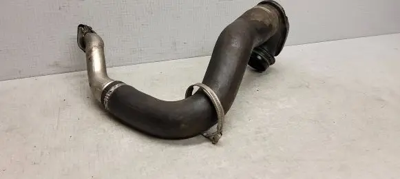 Opel Insignia A Intercooler hose/pipe 2003268D 820375A
