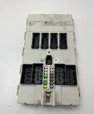 BMW 2 F22 F23 Central body control module 9325654 50E517F04