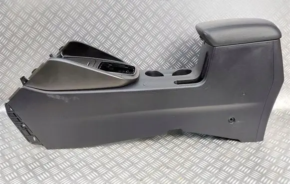 KIA Carens III Center console 84633-A4000