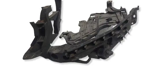 Audi A4 S4 B8 8K Headlight/headlamp mounting bracket 8K0805607L 2002837