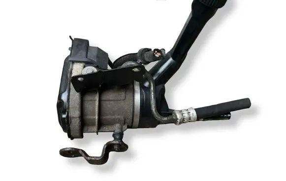 Peugeot 308 Power steering pump 9672719980