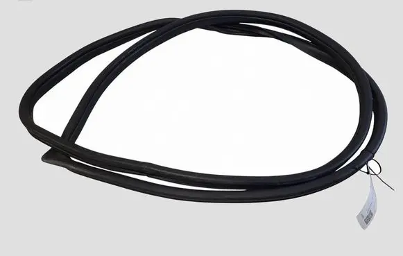 KIA Carens II Rubber seal front door (on door)