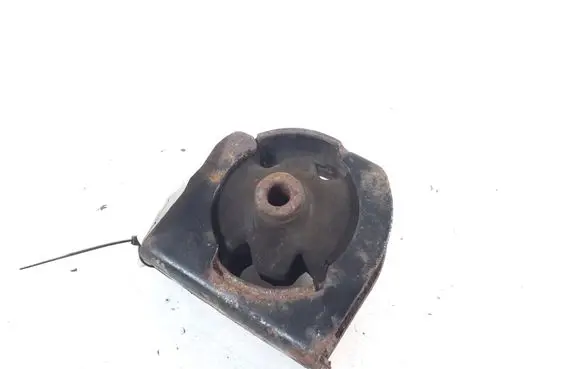 Toyota Corolla Verso AR10 Engine mount bracket 12361-0D150