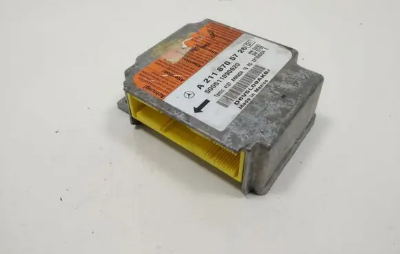 Mercedes-Benz CLS C219 Airbag control unit/module A2118705726