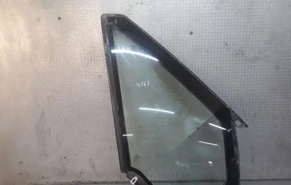 Ford Transit Front door vent window glass four-door 