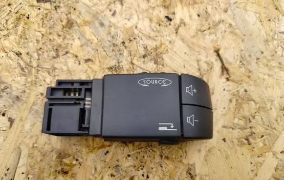 Multifunctional control switch/knob