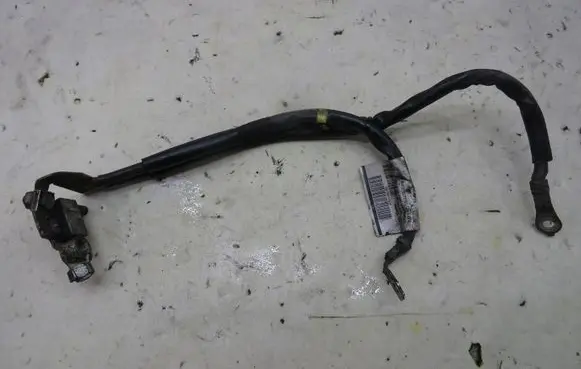 Volvo V40 Positive cable (battery) 31473766-AA