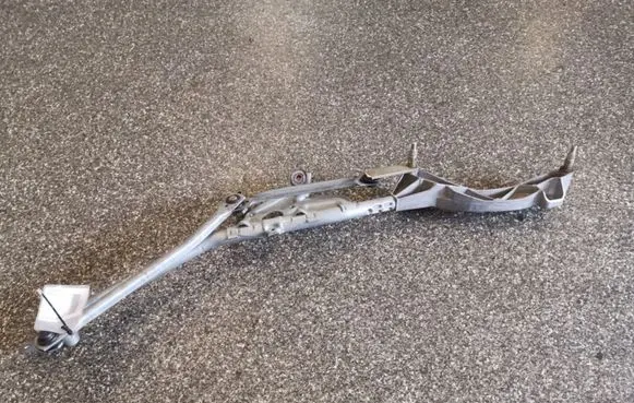 Mercedes-Benz E W211 Front wiper linkage 2118200142 3397020549