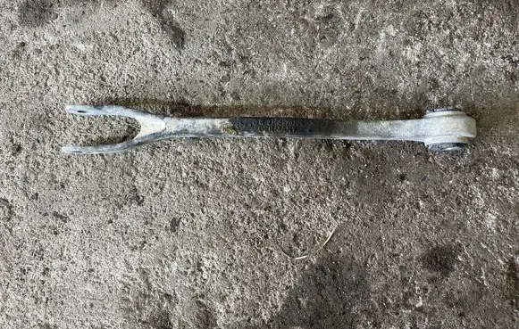 Mercedes-Benz E W211 Rear control arm R2303520205