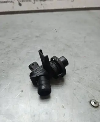 Opel Insignia A Breather valve 55568910 PA66GF35