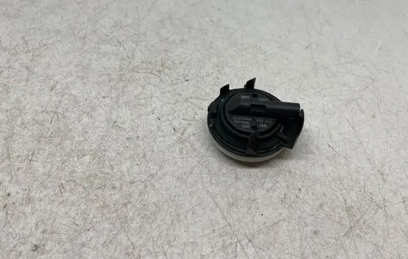 Volkswagen e-Golf Airbag deployment crash/impact sensor 5Q0959354