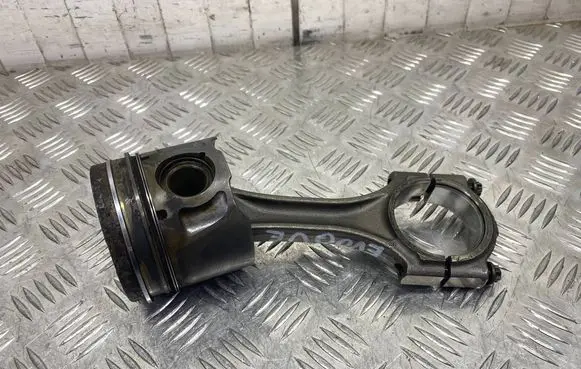 Land Rover Evoque I Piston with connecting rod 9688245380