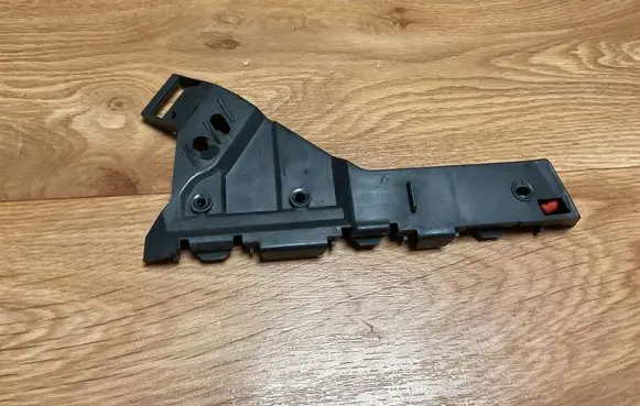 Opel Insignia A Front bumper mounting bracket 13238443