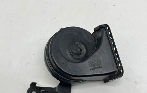 Jeep Wrangler Horn signal 68284212AA 88916