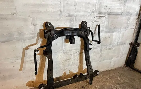 Opel Insignia A Front subframe 