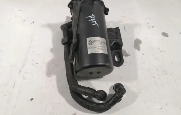 Volkswagen Phaeton Fuel filter bracket/mount holder 3D0127399D