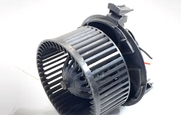 Renault Clio III Heater fan/blower N103992Q