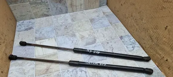 Mazda 3 I Tailgate/trunk strut/damper BP4K62620D