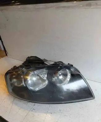 Audi A3 S3 8P Headlight/headlamp 8P0941004K 0301206202