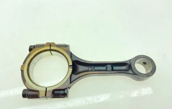 Subaru Forester SF Connecting rod/conrod 12100AA080 12100AA081