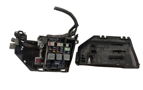 Ford Galaxy Fuse box set 6G9T14A076AE 6G9T14A067AB