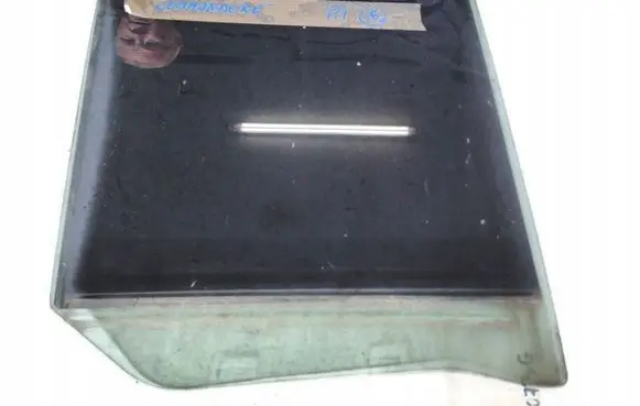 Jeep Commander Sliding door window/glass 240KW