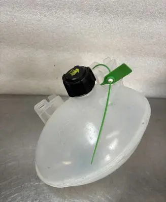 Renault Master IV Coolant expansion tank/reservoir 217112063R